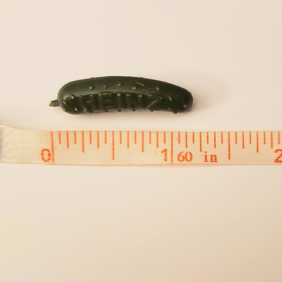 Vintage Heinz Pickle Pin Pittsburgh Green Plastic Advertising Merch Swag Ad - Picture 5 of 9